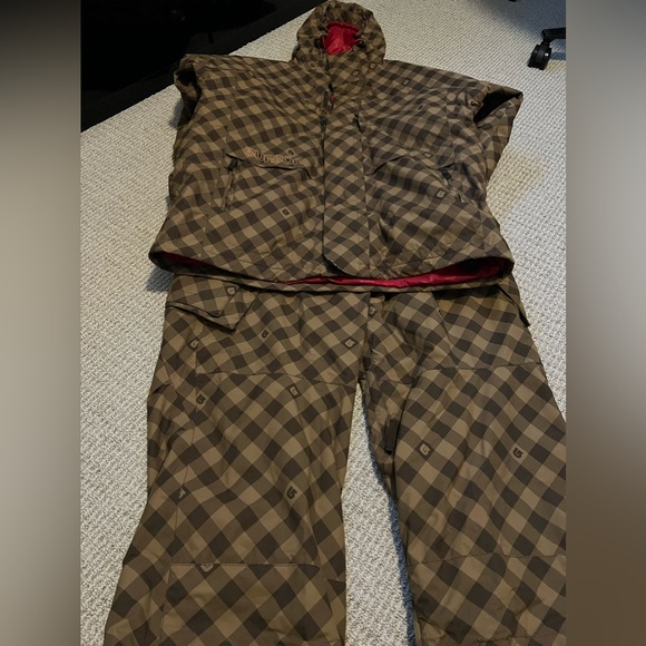 Button Men’s checkered ski suit in size XL - Picture 1 of 9